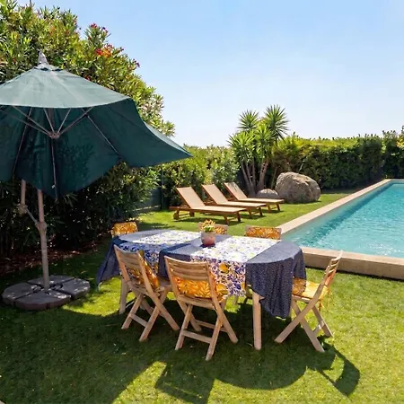 House In With Private Pool Garden Terrace And Parking Holiday home *